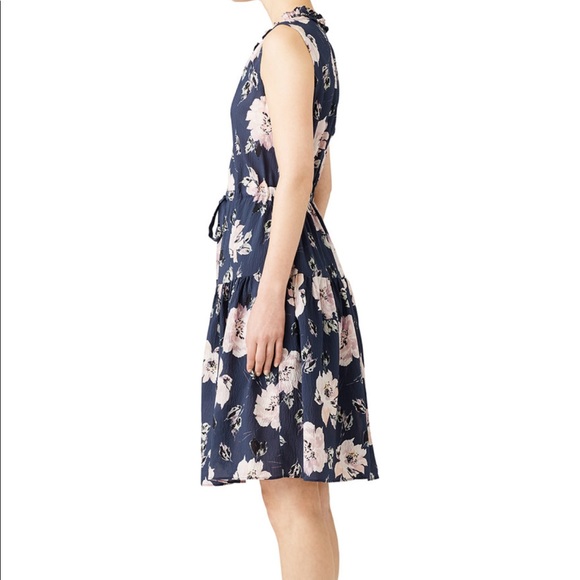 Sleeveless Magnolia Dress from RTR - Picture 4 of 9